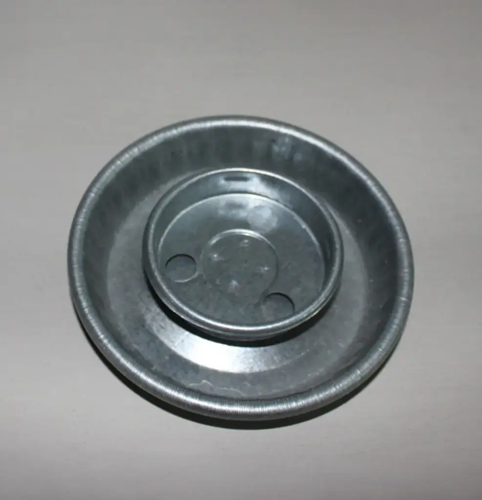 Metal Poultry Water Base 